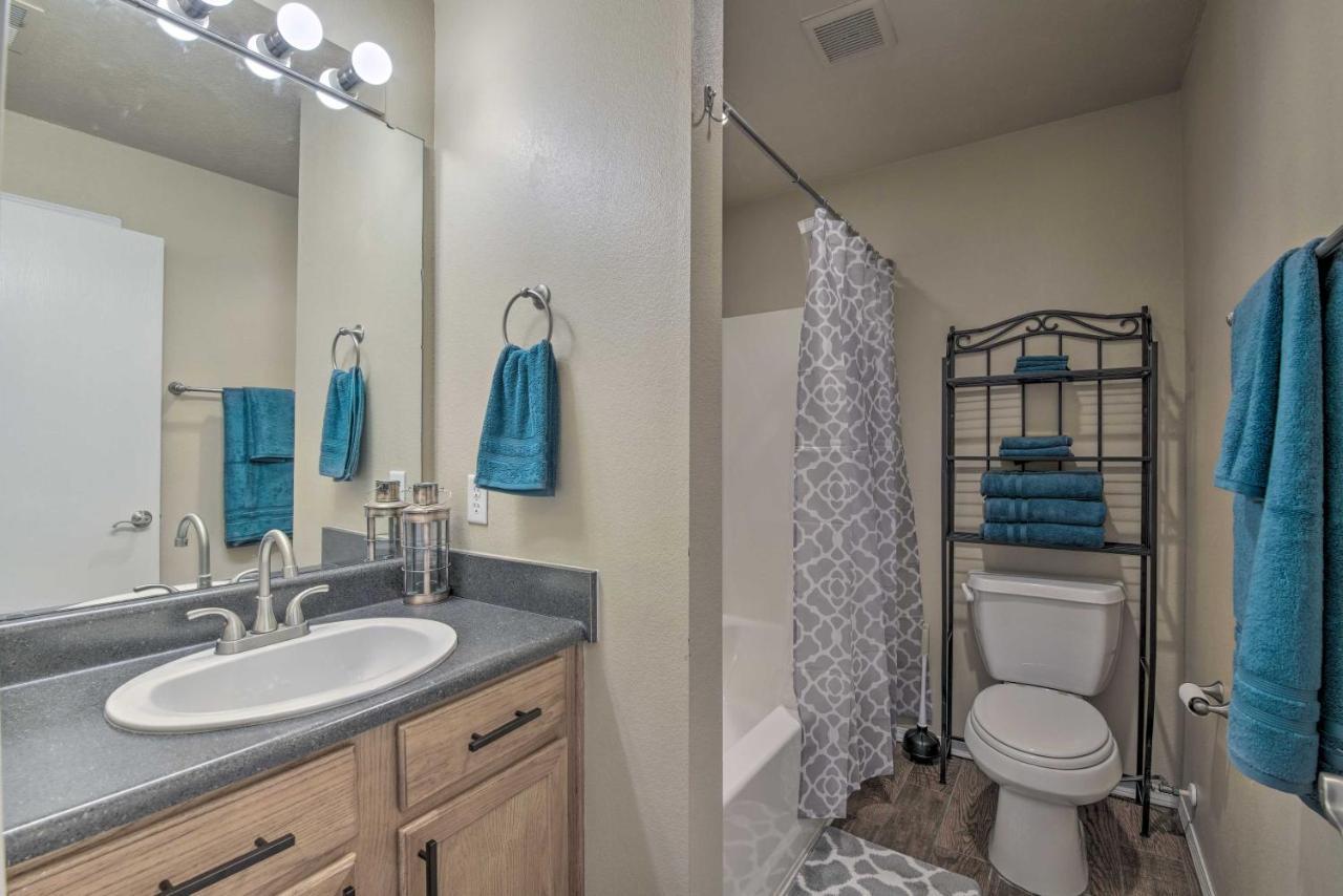 Branson Escape With Shared Pool, 5 Mi To Lake! Exterior photo